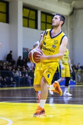 https://www.tp24.it/immagini_articoli/01-03-2026/basket-la-virtus-trapani-vince-in-pool-promozione-82-a-46-vs-giarre-250.jpg