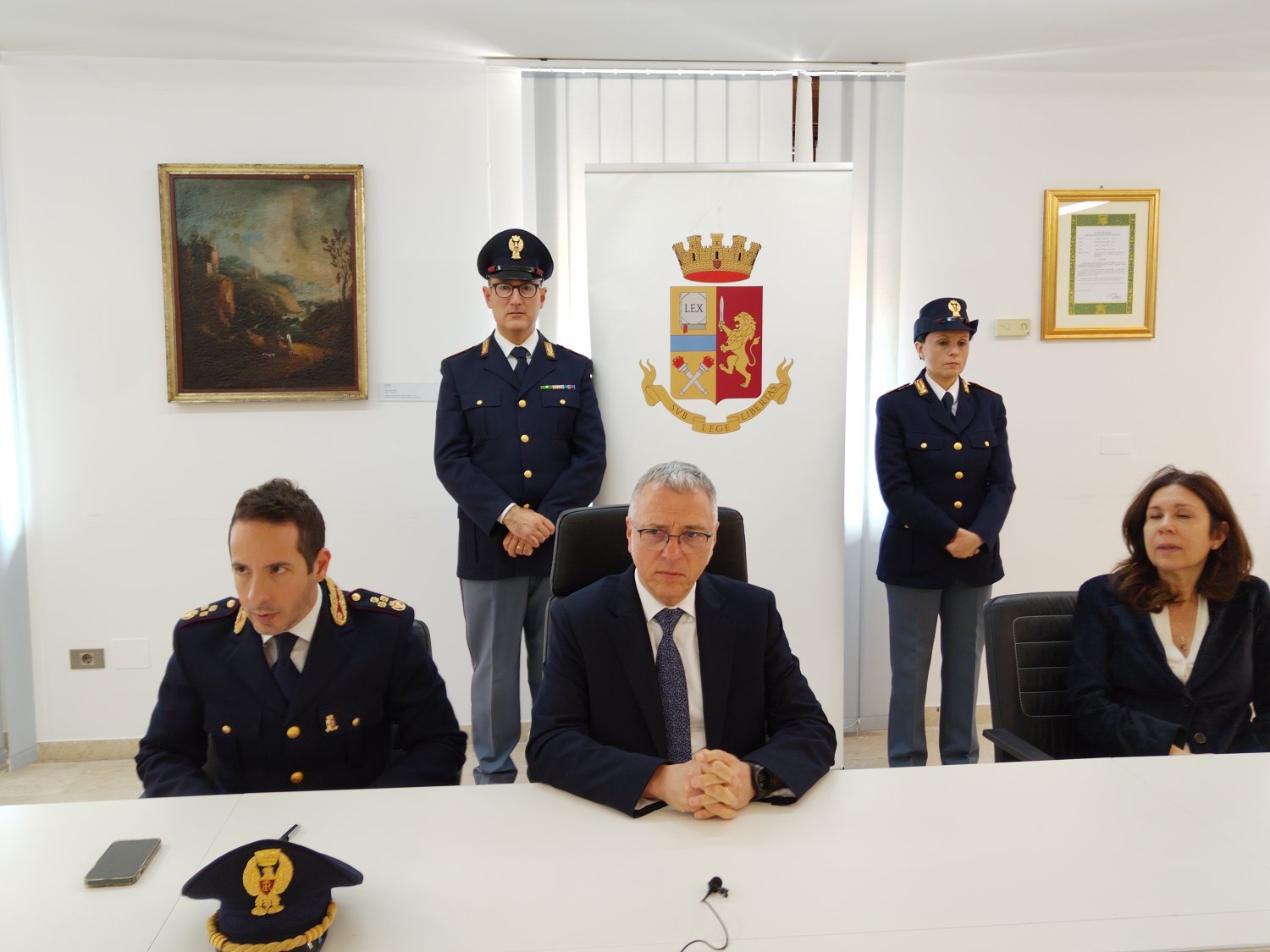 https://www.tp24.it/immagini_articoli/01-04-2026/1775059134-0-trapani-il-questore-di-giannantonio-entusiasmo-e-lavoro-di-squadra-per-migliorare.jpg