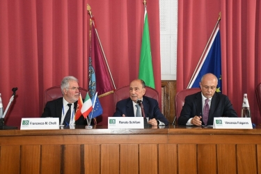 https://www.tp24.it/immagini_articoli/01-06-2026/politiche-di-coesione-e-dati-statistici-confronto-regione-istat-250.jpg