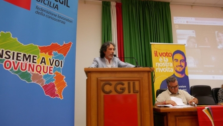 https://www.tp24.it/immagini_articoli/01-07-2026/scuola-tfa-sostegno-dal-14-luglio-i-test-ma-zero-posti-in-sicilia-per-la-secondaria-di-i-grado-250.jpg
