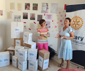 https://www.tp24.it/immagini_articoli/01-08-2026/marsala-donati-vestiti-e-giocattoli-per-i-bambini-delle-donne-vittime-di-violenza-250.jpg