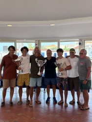 https://www.tp24.it/immagini_articoli/01-09-2026/marsala-silvio-catalano-sul-podio-della-5-regata-nazionale-windsurfer-250.jpg