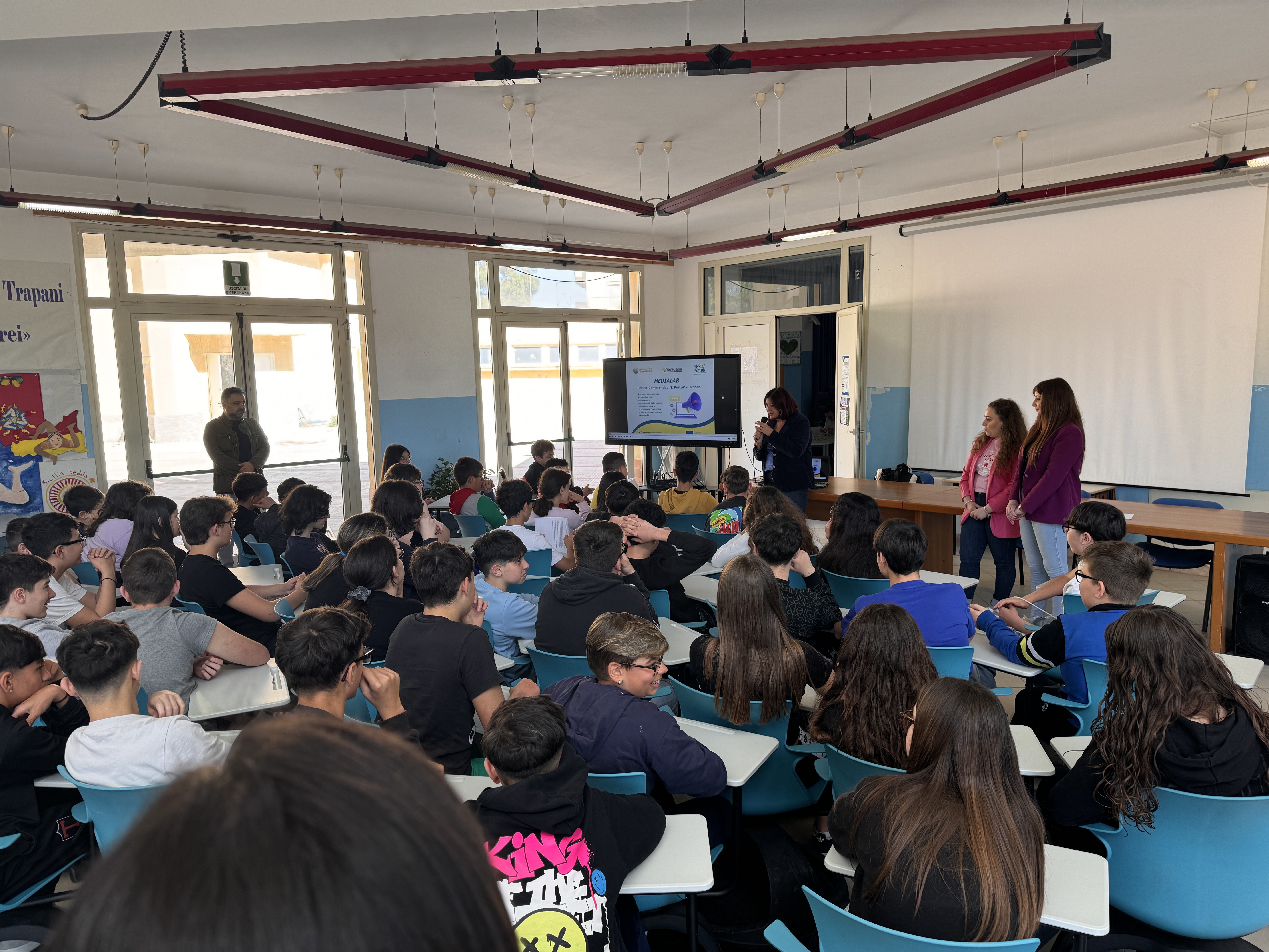 https://www.tp24.it/immagini_articoli/02-05-2025/1746196026-0-nelle-scuole-della-provincia-di-trapani-le-attivita-del-progetto-yes4future.jpg