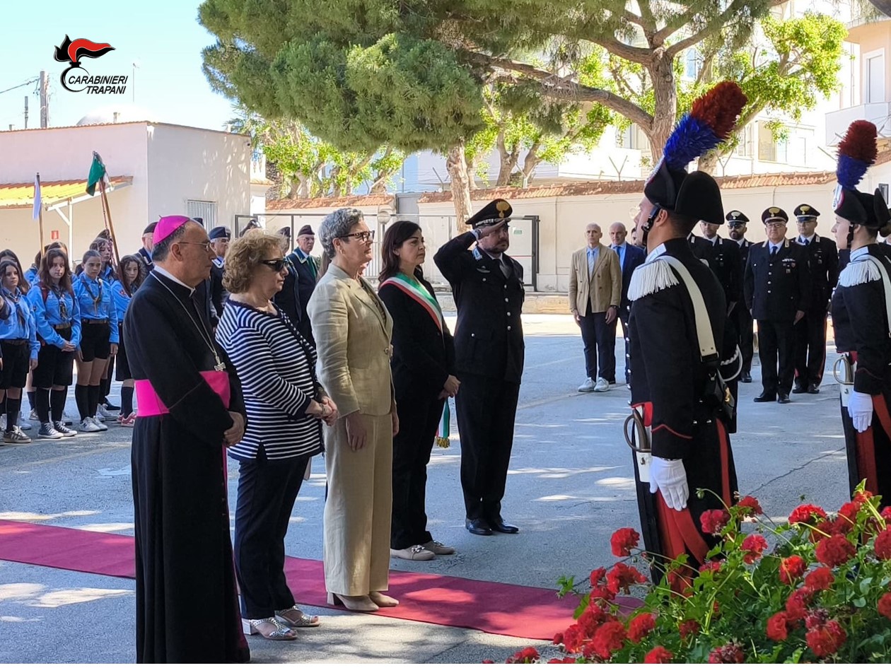 https://www.tp24.it/immagini_articoli/02-06-2025/1748855749-0-marsala-ricorda-il-maresciallo-capo-silvio-mirarchi-a-nove-anni-dalla-sua-uccisione.jpg