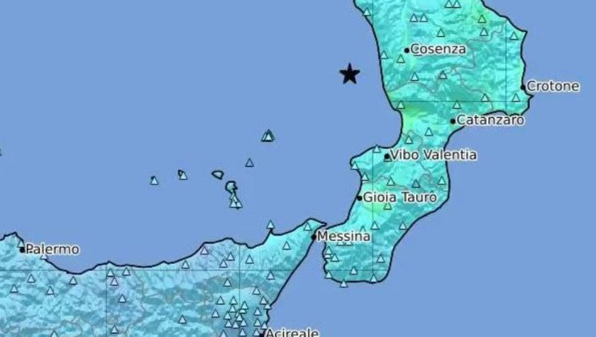 https://www.tp24.it/immagini_articoli/02-06-2026/1780381497-0-forte-scossa-di-terremoto-nel-sud-italia-avvertito-in-molte-citta-della-sicilia.jpg