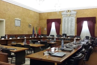 https://www.tp24.it/immagini_articoli/02-08-2026/marsala-la-stangata-tari-infiamma-lo-scontro-politico-250.jpg