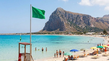 https://www.tp24.it/immagini_articoli/02-08-2026/san-vito-lo-capo-torna-la-bandiera-verde-mare-sicuro-nessuna-criticita-250.jpg
