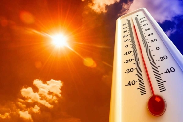 https://www.tp24.it/immagini_articoli/02-08-2026/sicilia-caldo-e-afa-non-mollano-ma-potrebbe-anche-piovere-in-alcune-zone-250.jpg
