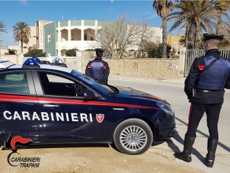 https://www.tp24.it/immagini_articoli/02-09-2026/mazara-allacci-abusivi-alla-luce-due-denunciati-in-un-appartamento-crack-cocaina-ed-eroina-250.jpg