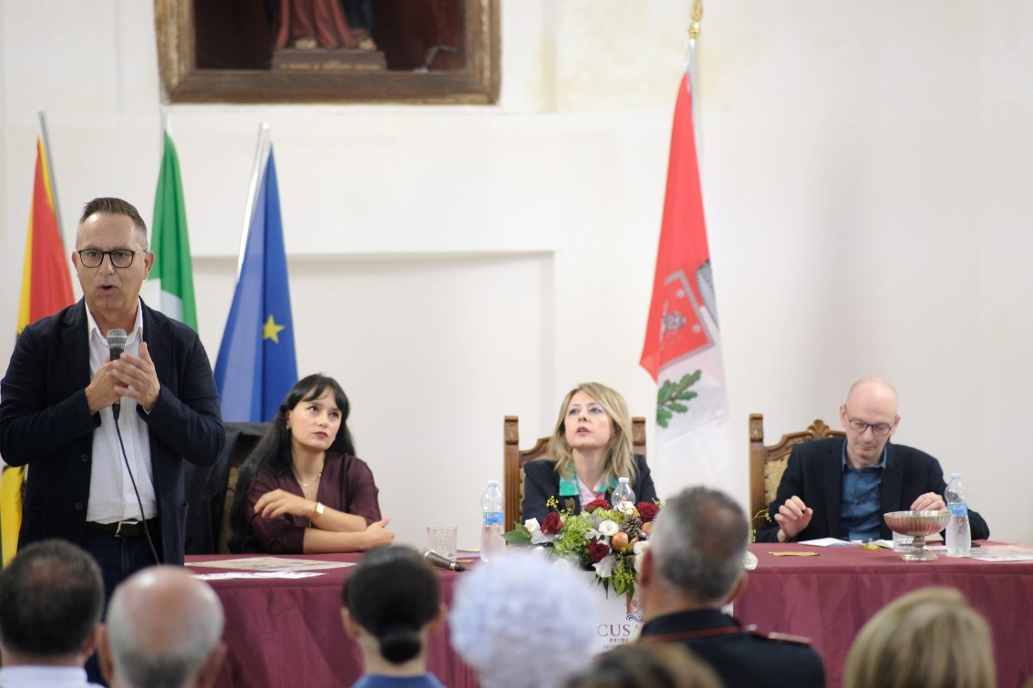 https://www.tp24.it/immagini_articoli/02-10-2026/1790958349-0-a-campobello-presentata-rassegna-letteraria-cusafest.jpg