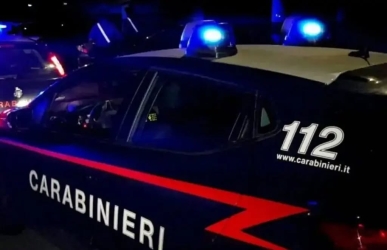 https://www.tp24.it/immagini_articoli/02-11-2025/cosa-sappiamo-dell-omicidio-di-un-ragazzo-davanti-ad-un-bar-in-sicilia-ieri-sera-250.jpg