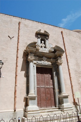 https://www.tp24.it/immagini_articoli/02-12-2025/1764678572-0-trapani-riabbraccia-san-nicola-riapre-la-chiesa-sul-mare-e-torna-l-antica-effige.jpg