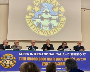 https://www.tp24.it/immagini_articoli/02-12-2025/a-trapani-il-convegno-tutti-dicono-pace-ma-la-pace-non-c-e-250.jpg