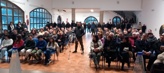 https://www.tp24.it/immagini_articoli/03-02-2026/petrosino-ecco-come-e-andata-l-assemblea-pubblica-promossa-dal-sindaco-anastasi-250.jpg