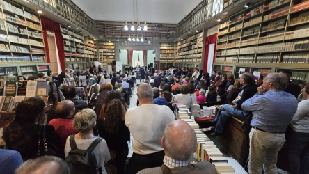 https://www.tp24.it/immagini_articoli/03-05-2026/conclusa-trapanincontra-la-rivoluzione-delle-parole-250.jpg