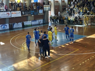 https://www.tp24.it/immagini_articoli/03-05-2026/futsal-il-mazara-batte-l-eur-3-a-1-i-torti-arbitrali-fanno-il-resto-250.jpg