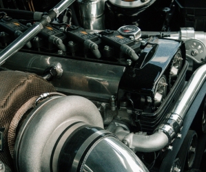https://www.tp24.it/immagini_articoli/03-06-2026/guida-completa-alla-manutenzione-dell-auto-cosa-quando-e-perche-si-sostituisce-250.jpg