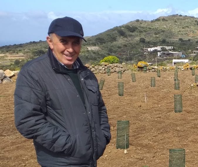 https://www.tp24.it/immagini_articoli/03-07-2026/1783085002-0-pantelleria-piange-claudio-busetta-ex-assessore-anima-del-mondo-agricolo-e-del-volontariato.jpg