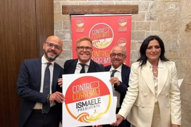 https://www.tp24.it/immagini_articoli/03-07-2026/strappo-nel-m5s-due-deputati-passano-a-la-vardera-esplode-lo-scontro-250.jpg