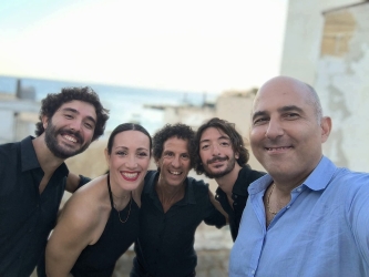 https://www.tp24.it/immagini_articoli/03-08-2026/favignana-il-gran-circo-taddei-di-camilleri-a-palazzo-florio-250.jpg