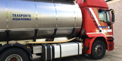 https://www.tp24.it/immagini_articoli/03-09-2026/trapani-autobotti-arriva-il-numero-unico-e-cambia-il-sistema-di-prenotazione-250.jpg