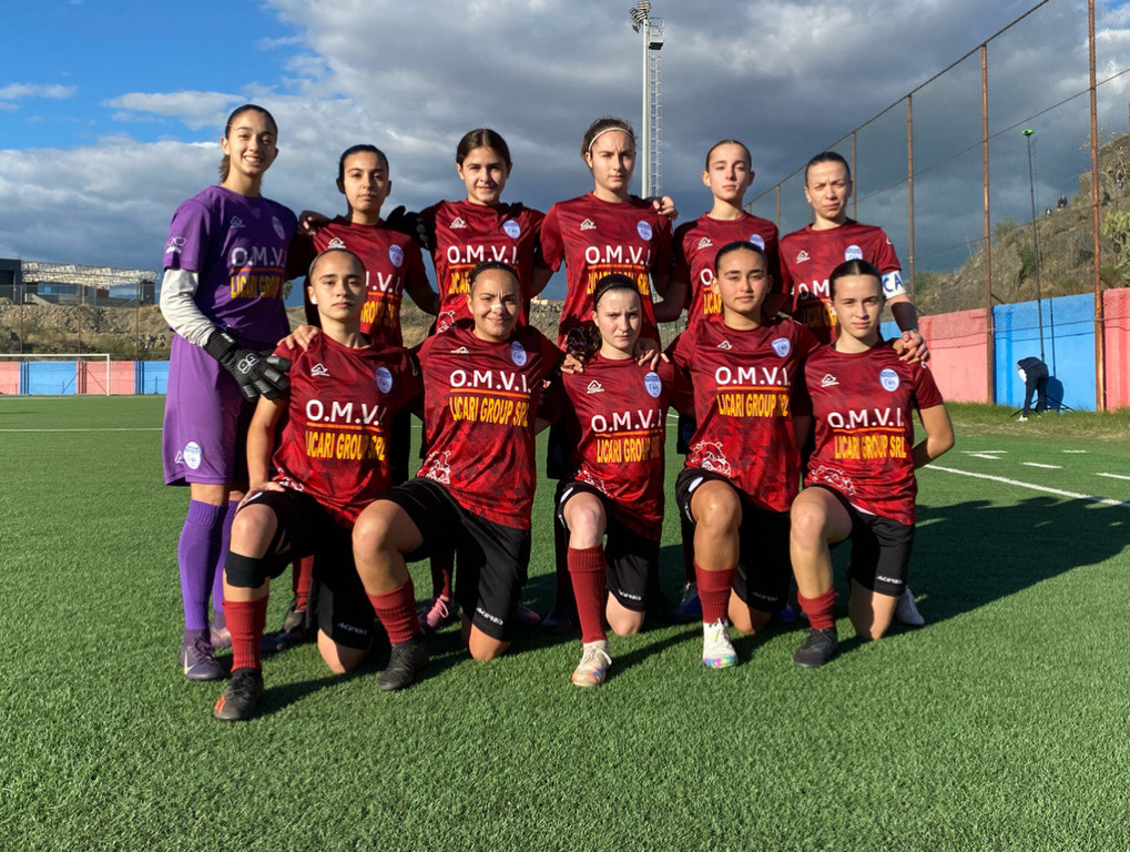 https://www.tp24.it/immagini_articoli/03-12-2025/1764752439-0-calcio-femminile-la-virtus-marsala-perde-a-catania-ma-esce-dal-campo-a-testa-alta.jpg