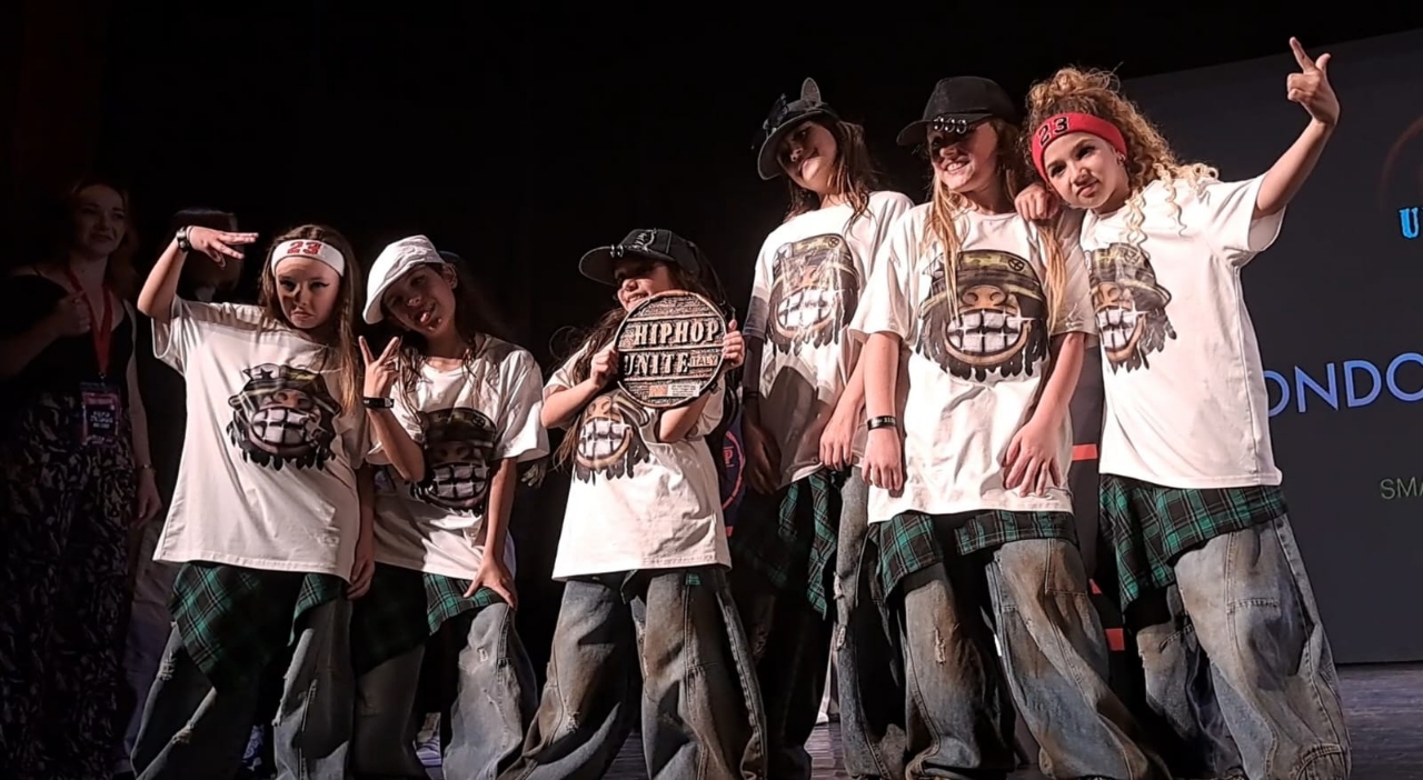https://www.tp24.it/immagini_articoli/04-05-2025/1746390756-0-danza-la-black-palace-hip-hop-school-di-trapani-si-qualifica-per-i-mondiali-hhu.jpg