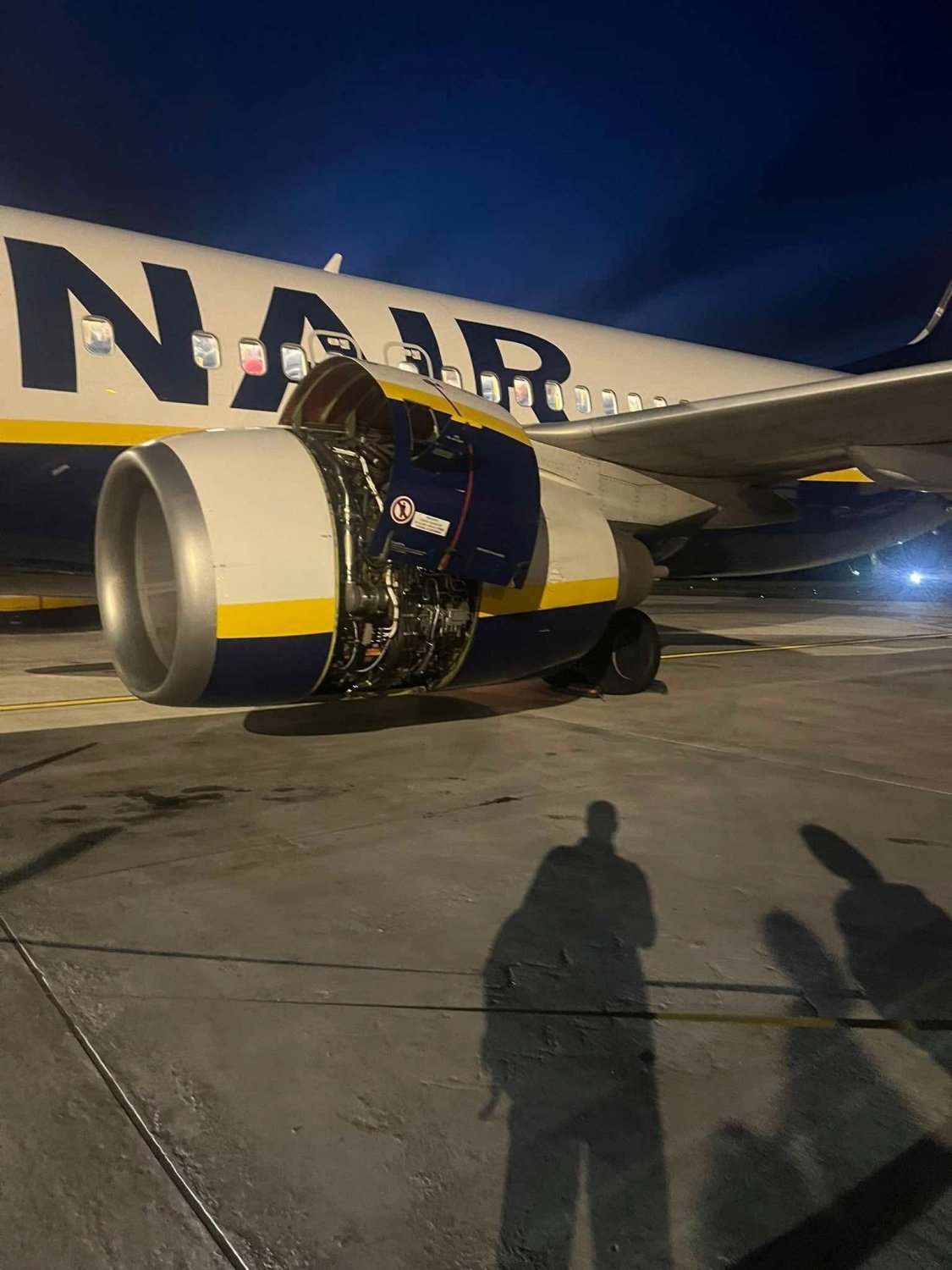 https://www.tp24.it/immagini_articoli/04-05-2026/1777846627-0-volo-bologna-trapani-fermo-per-guasto-passeggeri-trasbordati-nella-notte.jpg