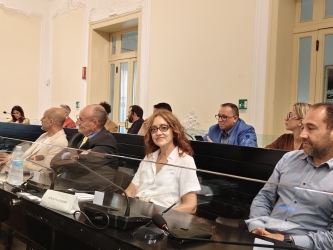 https://www.tp24.it/immagini_articoli/04-06-2026/trapani-la-barbera-passa-all-opposizione-mentre-incombe-il-voto-sulla-decadenza-250.jpg