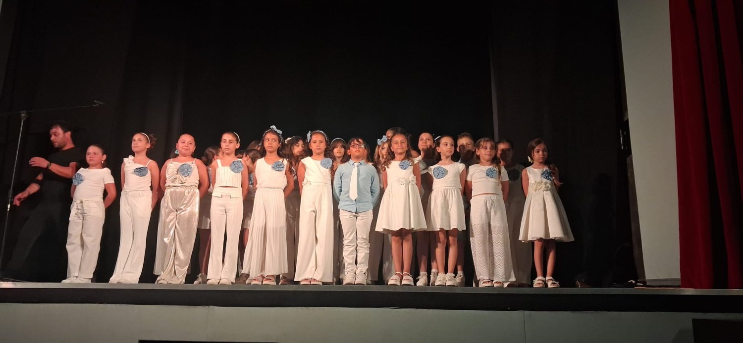 https://www.tp24.it/immagini_articoli/04-07-2026/1783122827-0-campobello-il-coro-doremi-del-di-matteo-protagonista-del-saggio-di-fine-anno.jpg