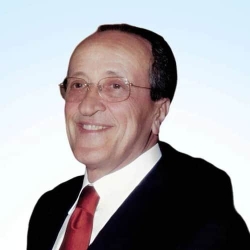 https://www.tp24.it/immagini_articoli/04-08-2026/mazara-piange-giovanni-burzotta-storico-ristoratore-de-lo-scoiattolo-250.jpg