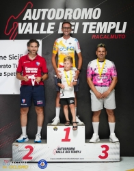 https://www.tp24.it/immagini_articoli/04-10-2026/ciclismo-il-trofeo-dell-uva-valido-per-la-coppa-sicilia-si-terra-a-marsala-250.jpg