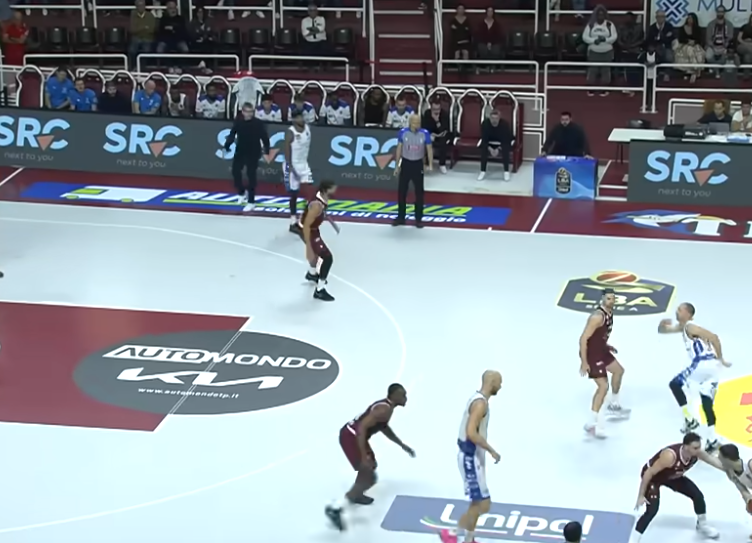 https://www.tp24.it/immagini_articoli/04-11-2025/1762242846-0-basket-shark-e-quelle-vittorie-all-ultimo-secondo.png