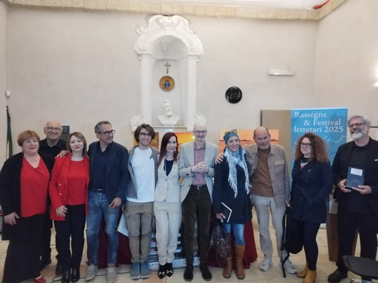 https://www.tp24.it/immagini_articoli/05-05-2026/1777962545-0-castelvetrano-il-palmosa-fest-si-e-chiuso-con-la-prentazione-di-in-sicilia-con-camilleri.jpg