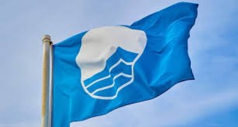 https://www.tp24.it/immagini_articoli/05-05-2026/bandiere-blu-2026-la-sicilia-ne-conquista-zero-ma-in-provincia-di-trapani-250.jpg