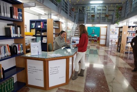 https://www.tp24.it/immagini_articoli/05-06-2026/1780640221-0-biblioteca-diocesana-g-b-amico-cambiano-gli-orari-estivi.jpg