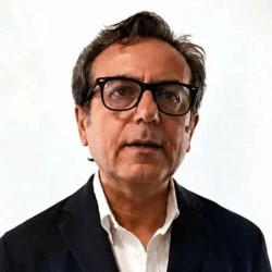 https://www.tp24.it/immagini_articoli/05-08-2026/giovedi-a-salemi-i-funerali-del-dottore-ignazio-scalisi-250.jpg