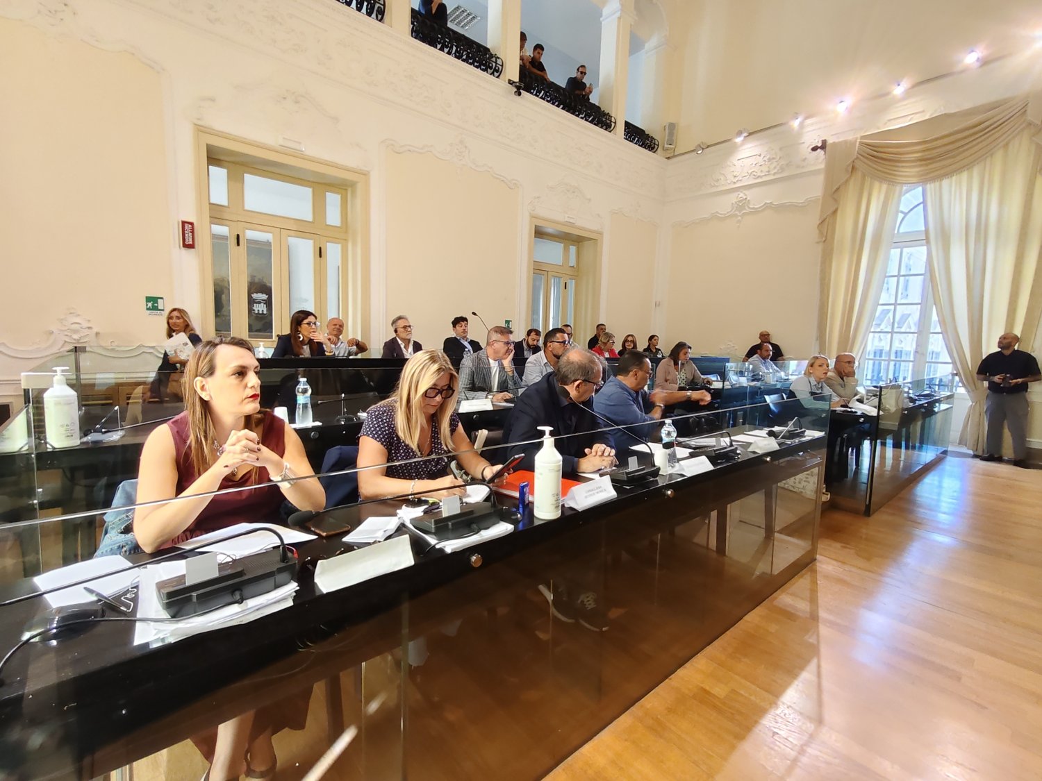 https://www.tp24.it/immagini_articoli/05-10-2026/1791209246-0-consiglio-comunale-trapani-l-opposizione-boccia-il-pef-dei-rifiuti.jpg
