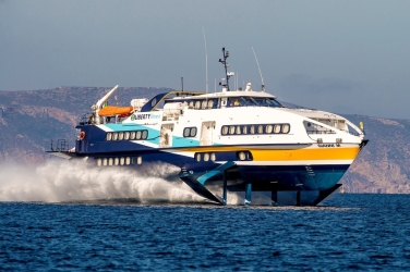 https://www.tp24.it/immagini_articoli/05-10-2026/liberty-lines-estate-2026-in-crescita-sono-aumentati-i-passeggeri-250.jpg