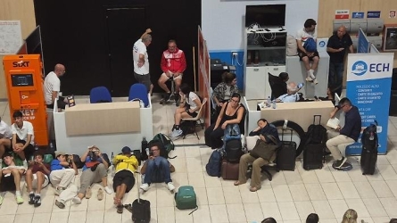 https://www.tp24.it/immagini_articoli/06-07-2026/birgi-notte-di-caos-per-i-passeggeri-ryanair-250.jpg