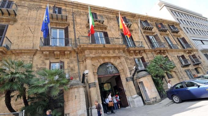 https://www.tp24.it/immagini_articoli/06-08-2026/1786006808-0-regione-via-ai-contributi-per-l-editoria-e-ai-voucher-sportivi-per-i-giovani.jpg