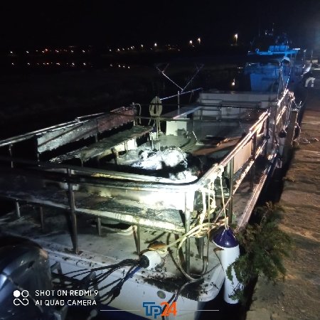 https://www.tp24.it/immagini_articoli/06-08-2026/1786033819-0-marsala-barche-incendiate-allo-stagnone-il-gip-dice-no-all-archiviazione.jpg