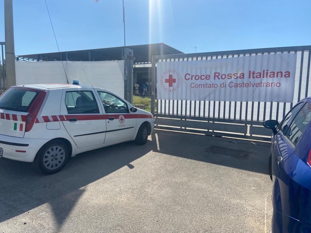 https://www.tp24.it/immagini_articoli/06-10-2026/1791284133-0-castelvetrano-ritrovata-l-auto-della-croce-rossa-rubata-un-anno-fa.jpg