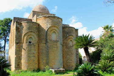 https://www.tp24.it/immagini_articoli/06-10-2026/castelvetrano-debutta-alle-vie-dei-tesori-250.jpg