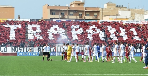 https://www.tp24.it/immagini_articoli/07-01-2026/trapani-calcio-il-giorno-della-verita-rischio-nuove-penalizzazioni-e-il-tracollo-250.jpg