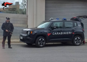 https://www.tp24.it/immagini_articoli/07-01-2026/viene-fermato-con-hashish-e-cocaina-arrestato-a-trapani-250.jpg