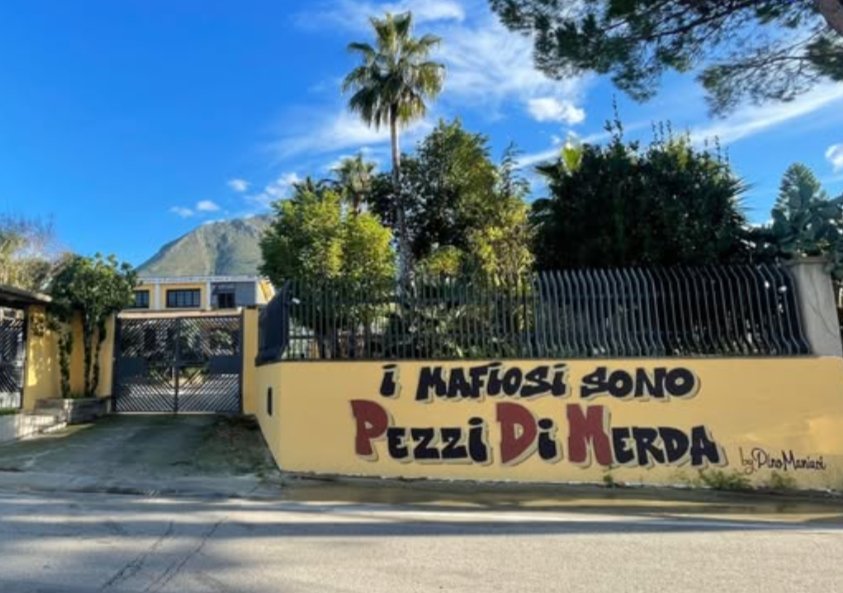 https://www.tp24.it/immagini_articoli/07-05-2026/1778143263-0-il-comune-di-borgetto-revoca-la-concessione-della-villa-della-legalita-a-pino-maniaci.jpg