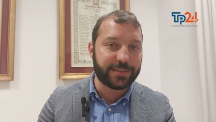 https://www.tp24.it/immagini_articoli/07-05-2026/maurizio-miceli-contro-paolo-ruggieri-il-centrodestra-tra-accuse-alleanze-e-contraddizioni-250.jpg