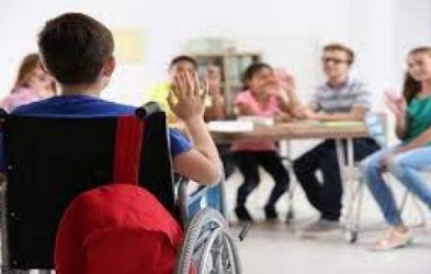 https://www.tp24.it/immagini_articoli/07-06-2026/la-regione-stanzia-15-milioni-per-l-assistenza-scolastica-agli-alunni-con-disabilita-gravissima-250.jpg