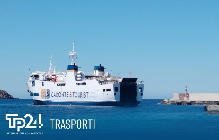 https://www.tp24.it/immagini_articoli/07-08-2026/1786097513-0-isole-minori-dal-10-agosto-i-biglietti-costano-di-piu-rincari-anche-per-le-egadi.jpg
